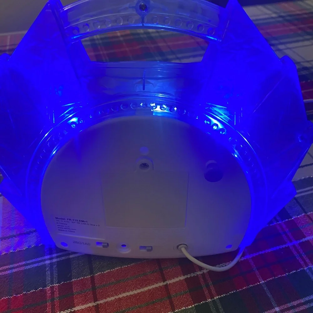 Frozen Sing Along Karaoke Machine with Microphone - Picture 7 of 7